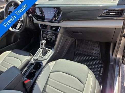 Certified 2024 Volkswagen Taos SEL AWD/4WD image 17