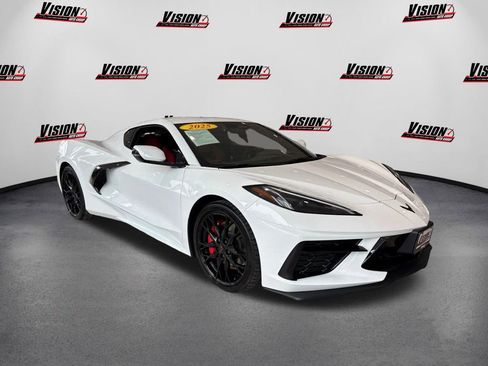 Used 2025 Chevrolet Corvette Stingray Preferred Cpe w/ Z51 Performance Package image 3