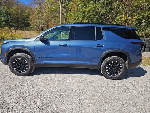 Used 2025 Chevrolet Traverse Z71 w/ LPO, Floor Liner Package image 2