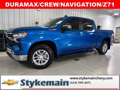 Used 2022 Chevrolet Silverado 1500 LT w/ Z71 Off-Road Package AWD/4WD image 1