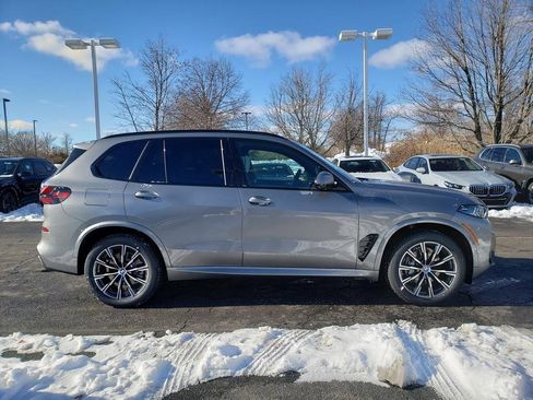 New 2026 BMW X5 xDrive40i w/ M Sport Package image 3