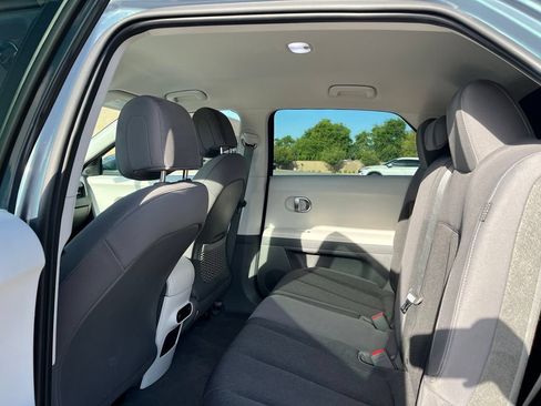 Used 2024 Hyundai Ioniq 5 SE RWD image 16