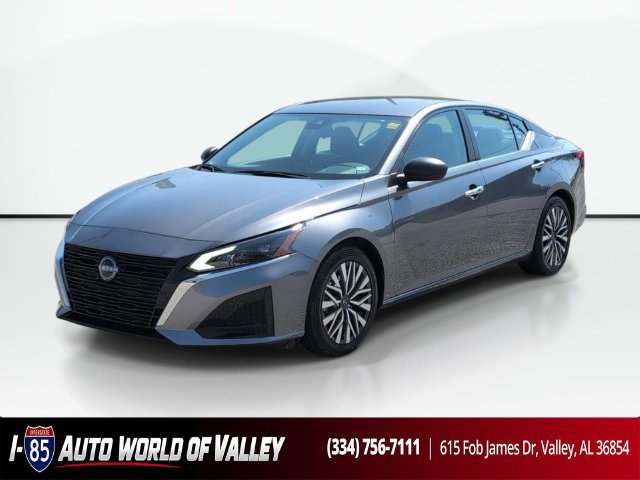 Used 2024 Nissan Altima 2.5 SV FWD image 1