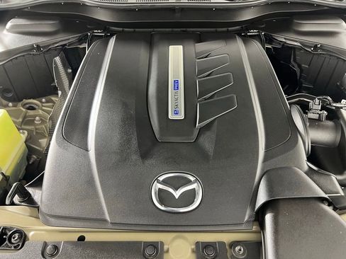 Used 2025 MAZDA CX-70 Plug-In Hybrid w/ Premium Pkg image 36