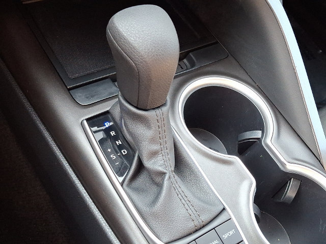 Used 2024 Toyota Camry LE FWD image 14