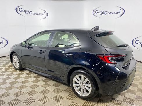 Certified 2024 Toyota Corolla SE FWD image 4