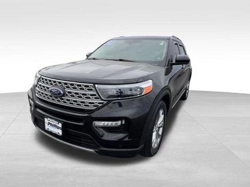 Used 2023 Ford Explorer Limited AWD/4WD image 2