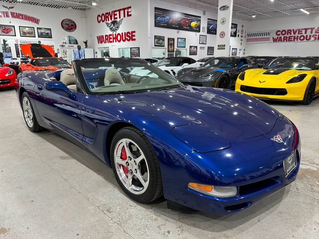 Used 2004 Chevrolet Corvette Convertible w/ Preferred Equipment Group RWD image 27