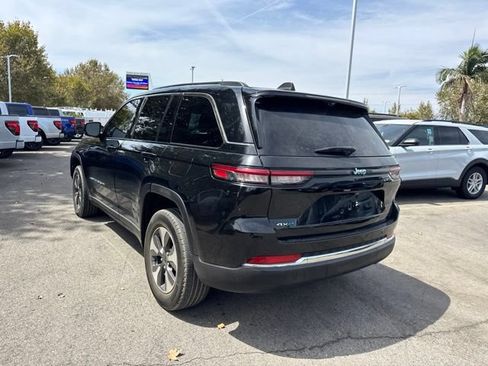 Used 2023 Jeep Grand Cherokee 4WD 4xe w/ Luxury Tech Group II image 2
