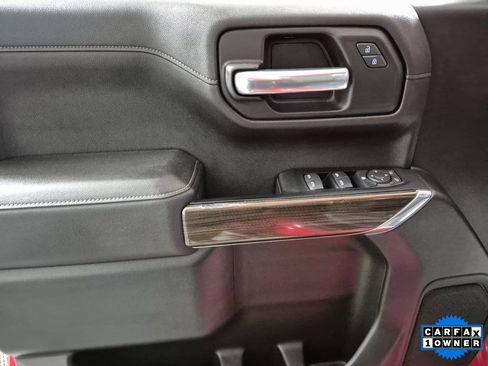 Used 2019 Chevrolet Silverado 1500 RST image 13