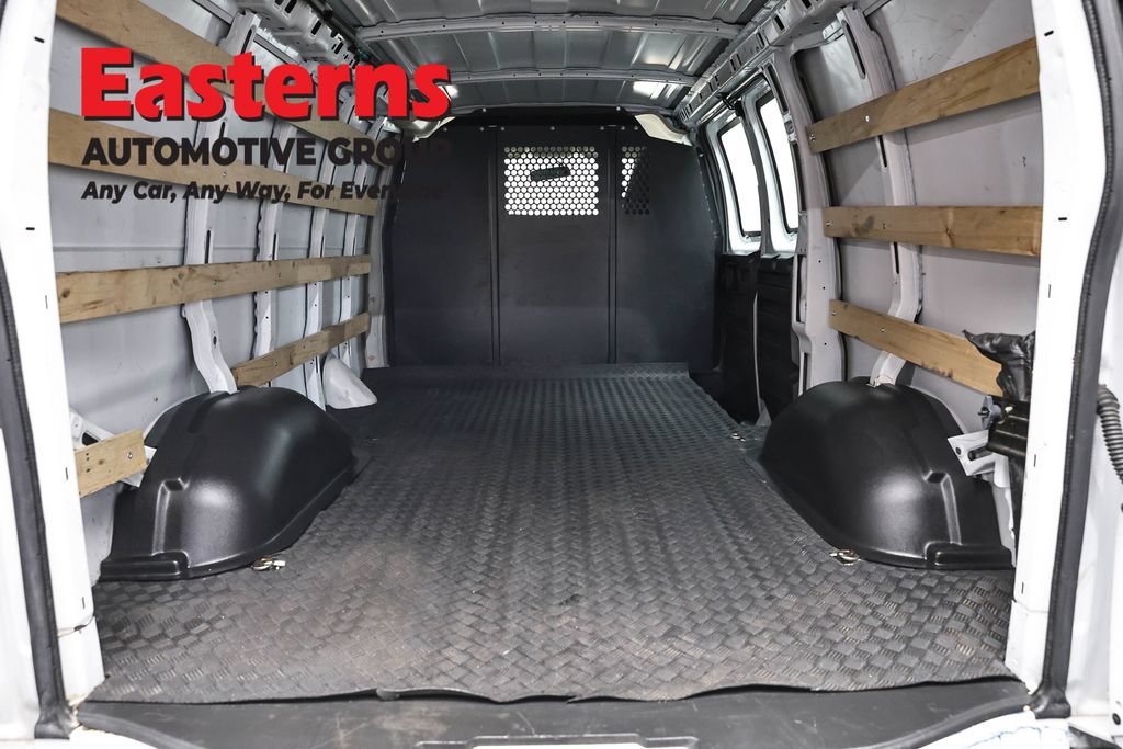 Used 2024 GMC Savana 2500 w/ Driver Convenience Package RWD image 10