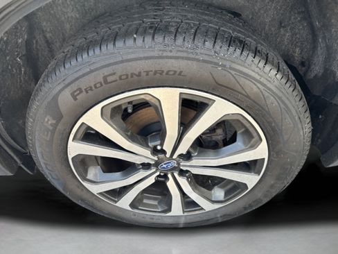 Used 2020 Subaru Forester Limited AWD/4WD image 9