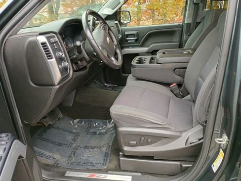 Used 2018 Chevrolet Silverado 1500 LT w/ All Star Edition image 26