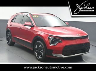 Used 2025 Kia Niro Wind FWD video 1