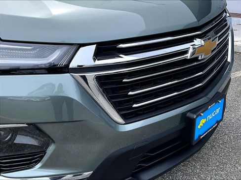 Used 2023 Chevrolet Traverse LT image 33