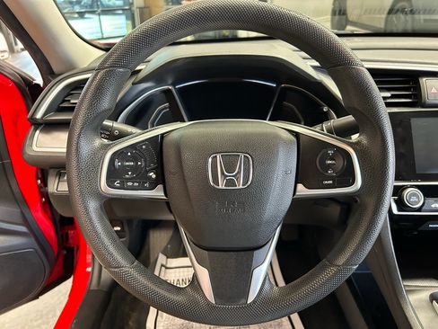 Used 2018 Honda Civic EX image 7