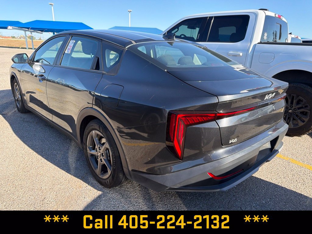 Used 2025 Kia K4 FWD image 3