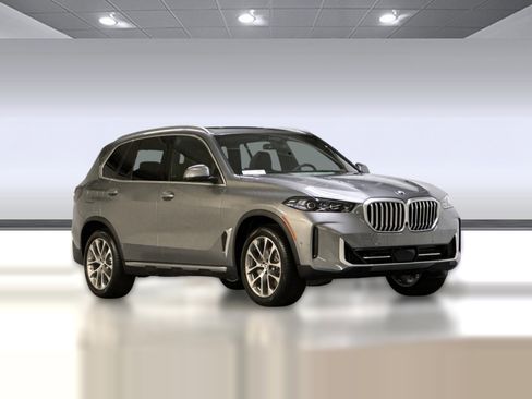 Used 2026 BMW X5 sDrive40i image 6