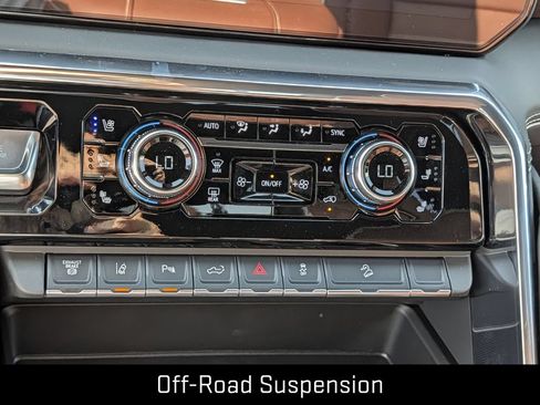New 2026 GMC Sierra 2500 Denali Ultimate AWD/4WD image 17