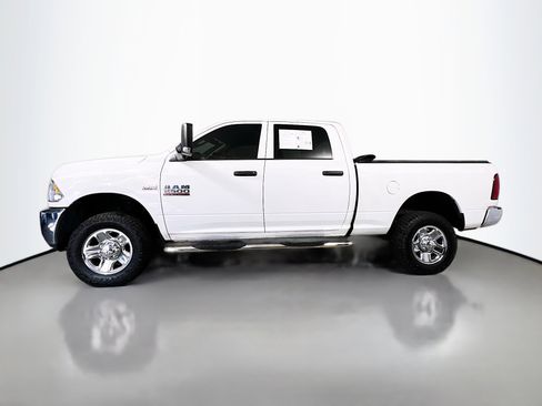 Used 2016 RAM 2500 Tradesman w/ Chrome Appearance Group AWD/4WD image 9