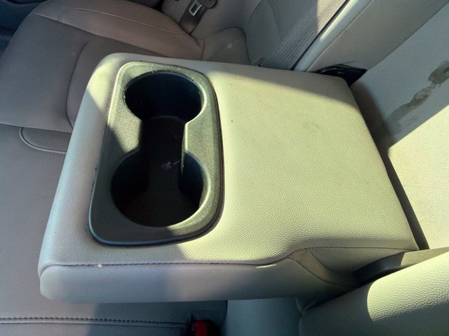 Used 2018 Chevrolet Malibu Premier FWD image 16