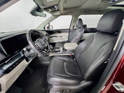 Used 2023 Kia Carnival SX Prestige FWD image 10