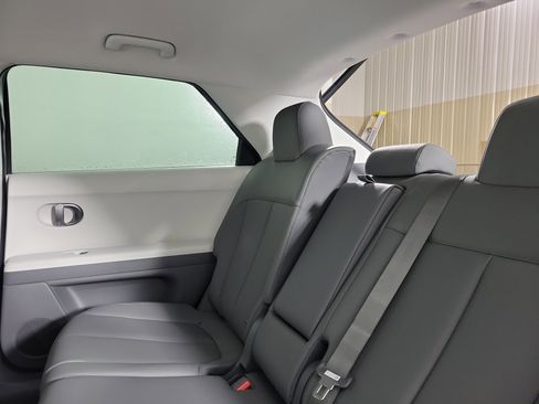 New 2026 Hyundai Ioniq 5 SEL image 31