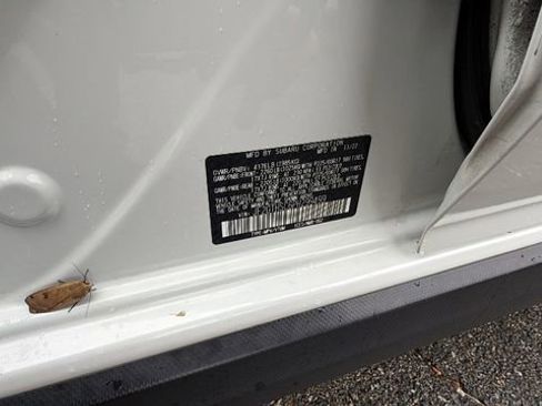 Used 2023 Subaru Crosstrek 2.5i Sport AWD/4WD image 32