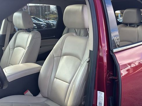 Used 2019 Buick Enclave Essence w/ Trailering Package, 5000 lbs. image 10