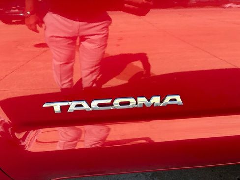 Used 2010 Toyota Tacoma 2WD Regular Cab image 10