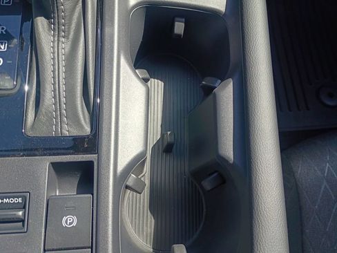 New 2026 Nissan Sentra SV w/ SV Convenience Package FWD image 19