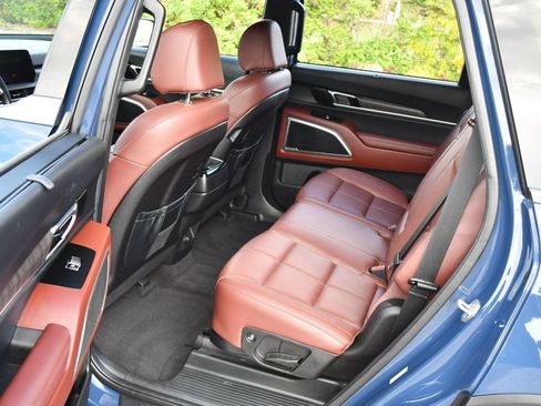 Used 2023 Kia Telluride EX FWD image 15