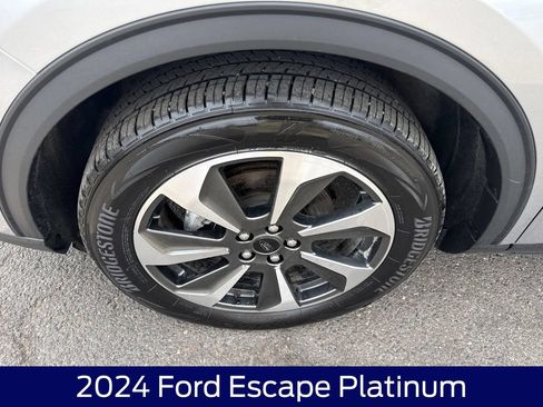 Used 2024 Ford Escape Platinum AWD/4WD image 11