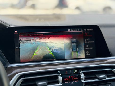 Used 2022 BMW X5 xDrive45e w/ Climate Comfort Package image 20