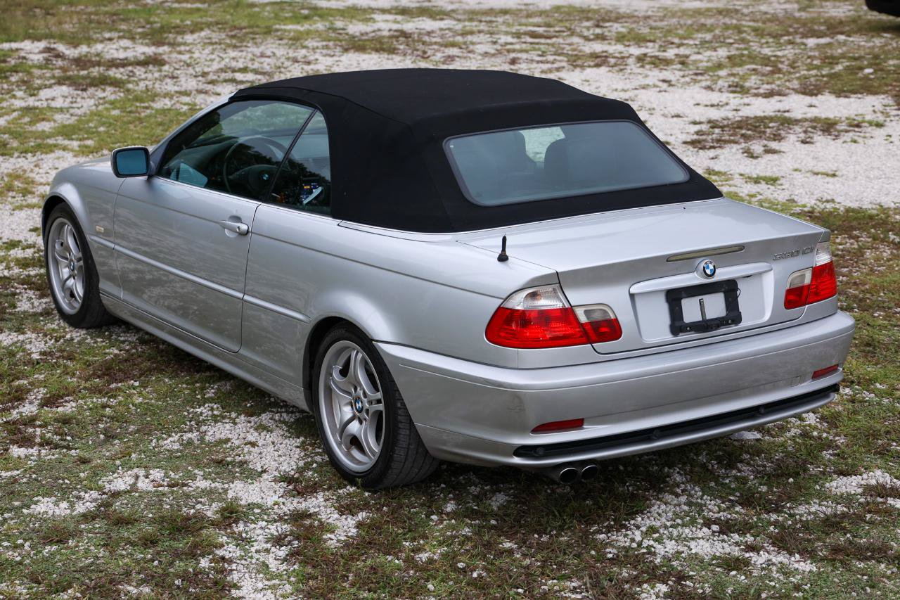 Used 2002 BMW 330Ci Convertible RWD image 5