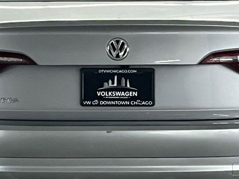 Used 2020 Volkswagen Jetta R-Line w/ R-Line Cold Weather Package image 32