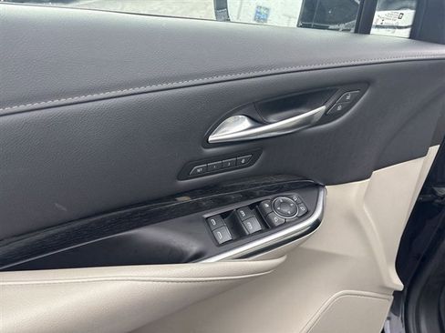 Certified 2023 Cadillac XT4 Premium Luxury w/ Cold Weather Package image 23