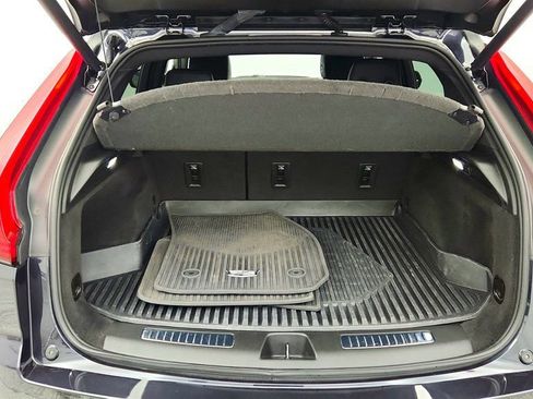 Used 2023 Cadillac XT4 Premium Luxury w/ Cold Weather Package AWD/4WD image 23