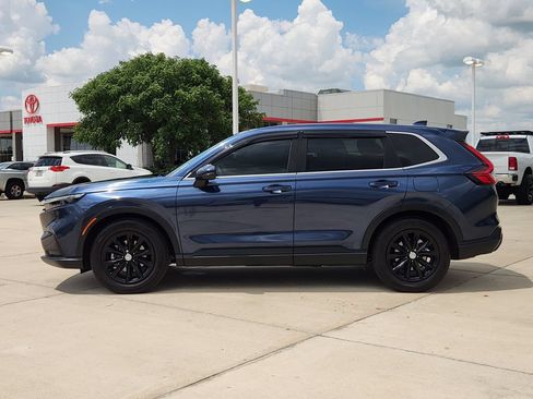 Used 2025 Honda CR-V EX image 4