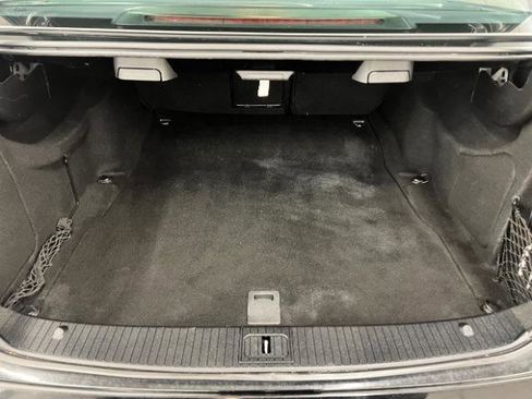 Used 2013 Mercedes-Benz E 350 4MATIC Sedan image 34