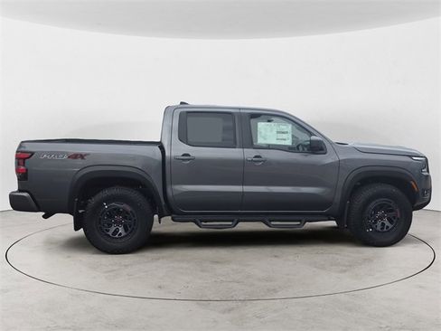 New 2026 Nissan Frontier PRO-4X w/ Pro-4x Convenience Package image 6