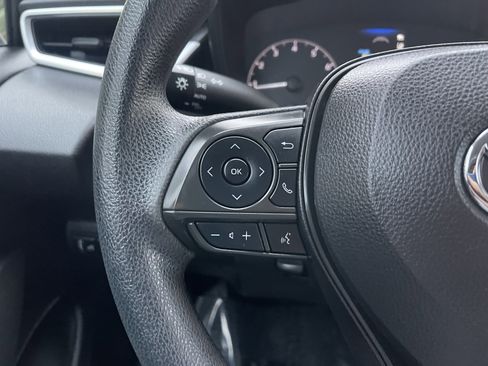 Used 2023 Toyota Corolla LE image 27
