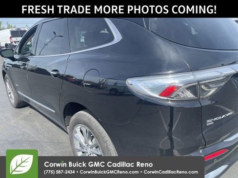 Used 2023 Buick Enclave Avenir image 7