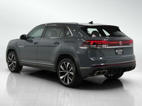 Used 2024 Volkswagen Atlas Cross Sport SEL Premium R-Line AWD/4WD image 4