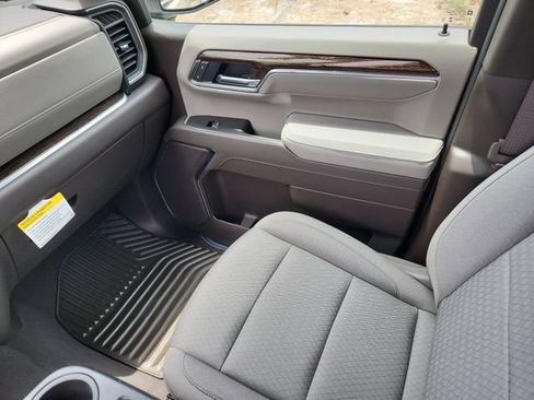 New 2026 GMC Sierra 1500 SLE w/ Max Trailering Package AWD/4WD image 14