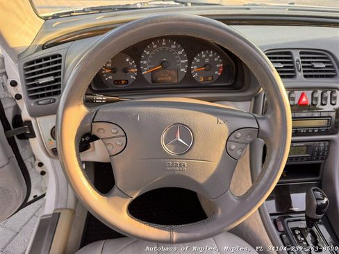 Used 2001 Mercedes-Benz CLK 430 Cabriolet image 25