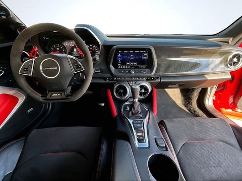 Used 2021 Chevrolet Camaro ZL1 image 16
