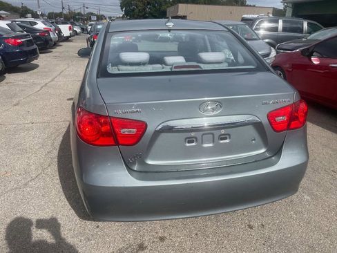 Used 2010 Hyundai Elantra GLS FWD image 8