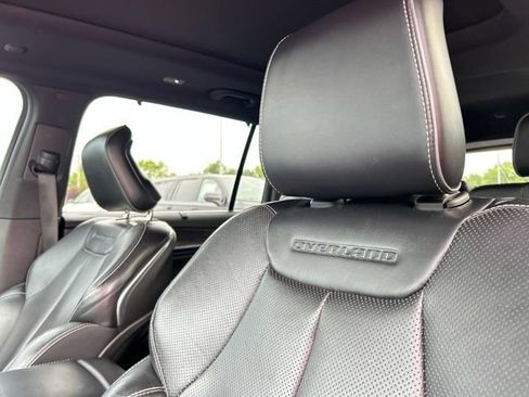 Used 2022 Jeep Grand Cherokee L Overland w/ Luxury Tech Group IV AWD/4WD image 41