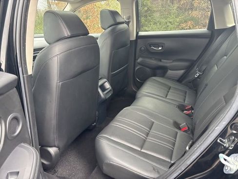 Used 2023 Honda HR-V EX-L image 13